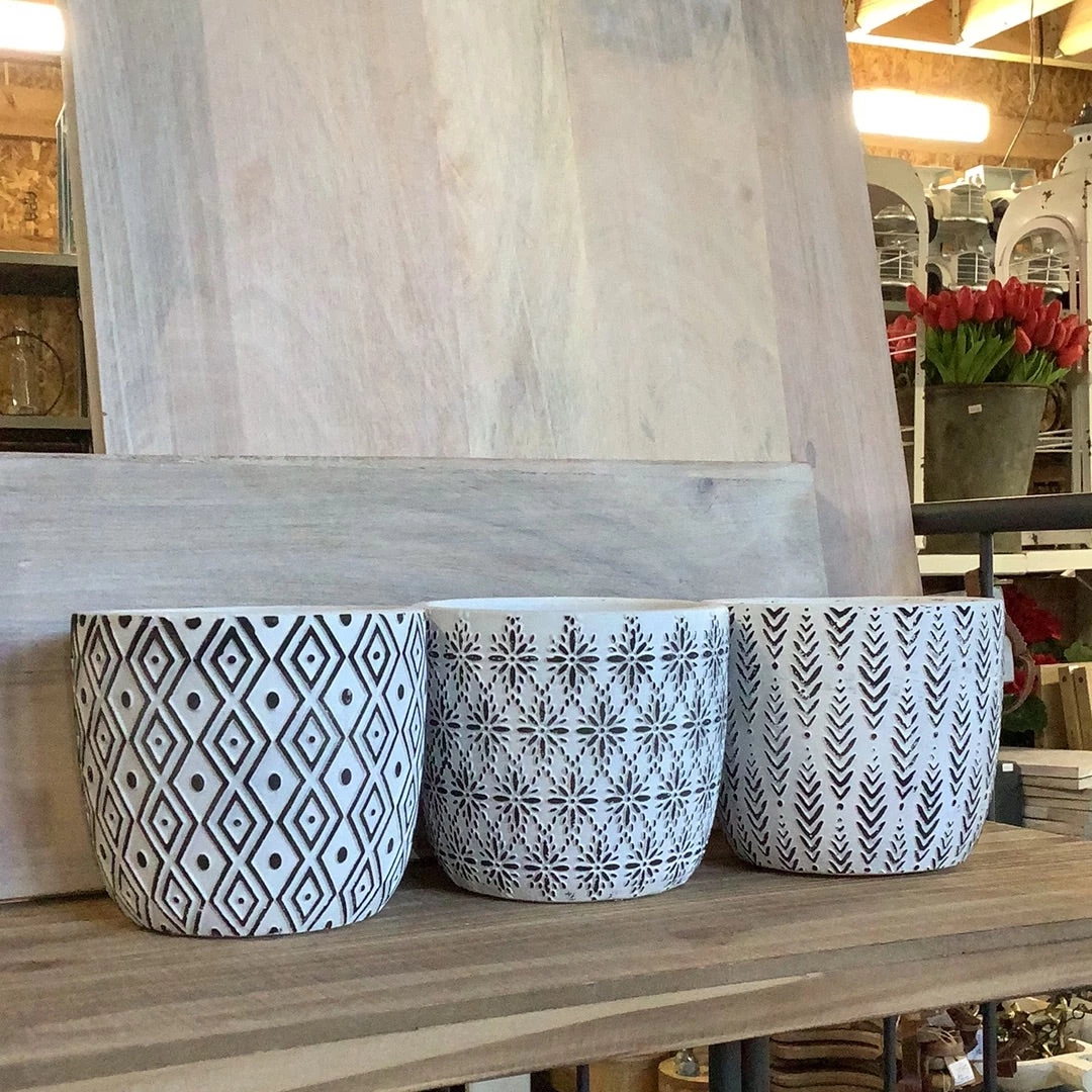 Petals And Blooms Home Decor White & Black Stamped Pots / 3 Assorted Vases & Pots 1 Petals And Blooms Home Decor White & Black Stamped Pots / 3 Assorted Vases & Pots