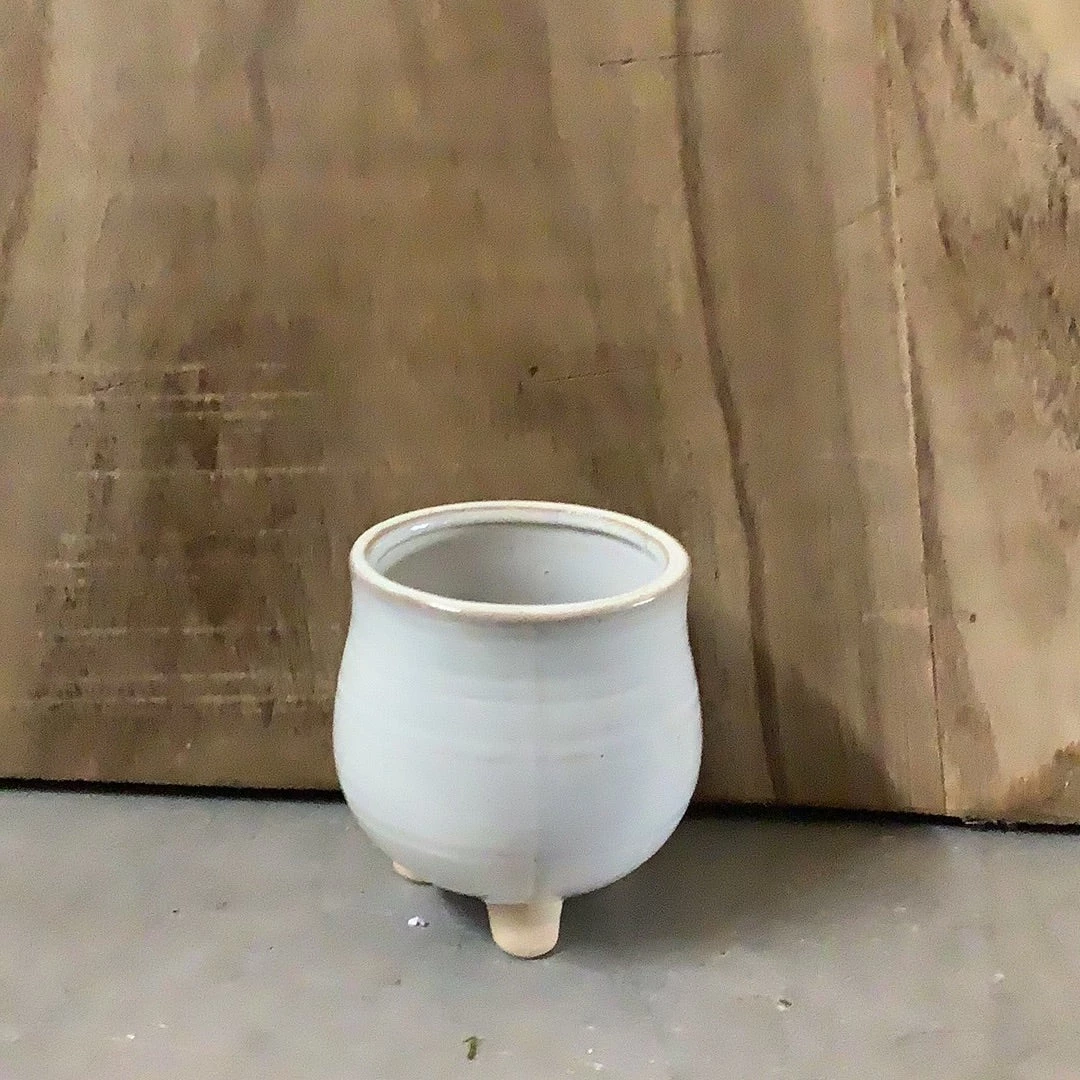 Petals And Blooms Decor Small Cream Urn Pot W Legs Everyday Decor 1 Petals And Blooms Decor Small Cream Urn Pot W Legs Everyday Decor