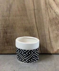 Petals And Blooms Decor Small Black Crinkle Design With White Band