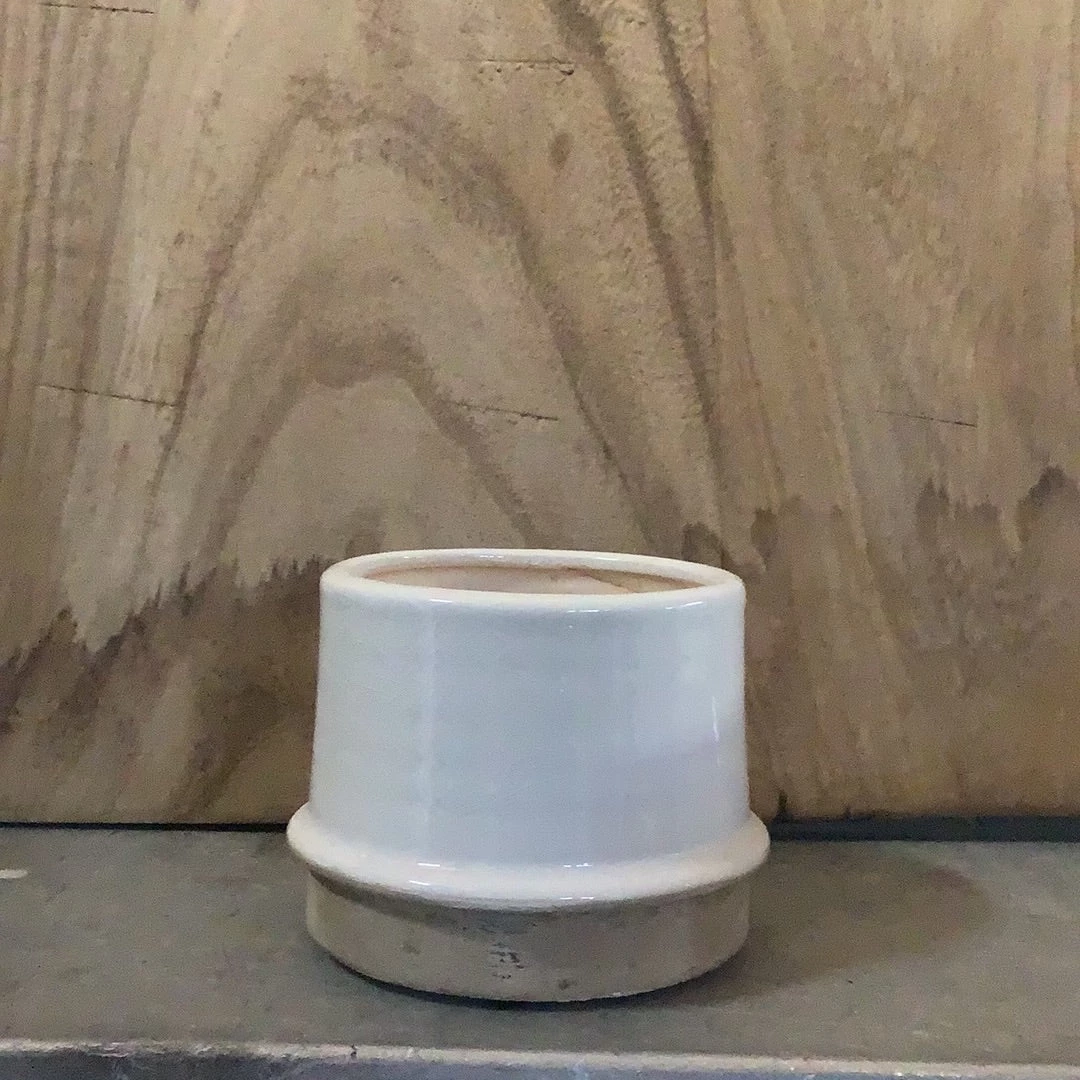 Petals And Blooms Home Decor Cream & Beige 2-Tone Ceramic Pot 2 Petals And Blooms Home Decor Cream & Beige 2-Tone Ceramic Pot