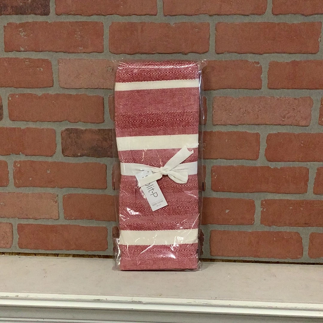 Petals And Blooms Home Decor Cozy Cardigan Table Runner Christmas Decor 1 Petals And Blooms Home Decor Cozy Cardigan Table Runner Christmas Decor