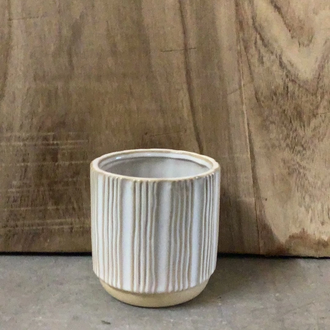 Petals And Blooms Decor X-Small Beige Pot With A Downward Line Design Everyday Decor 1 Petals And Blooms Decor X-Small Beige Pot With A Downward Line Design Everyday Decor