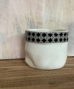Petals And Blooms Decor Large White Crinkle Pot With Black Tile Design Band Everyday Decor