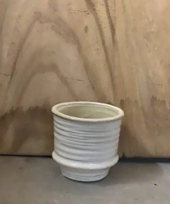 Petals And Blooms Decor Large Cream Ribbed Pot