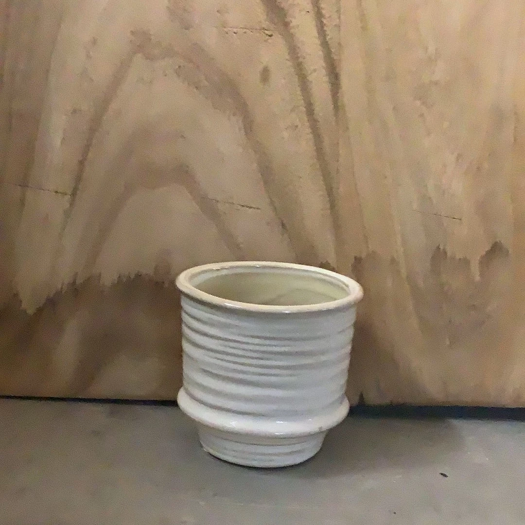 Petals And Blooms Decor Large Cream Ribbed Pot 2 Petals And Blooms Decor Large Cream Ribbed Pot