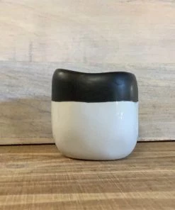 Petals And Blooms Decor Small Glossy Pot W/ Black Line On Top Everyday Decor